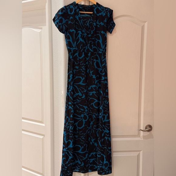 Banana Republic Dresses & Skirts - BANANA REPUBLIC size 0 maxi dress